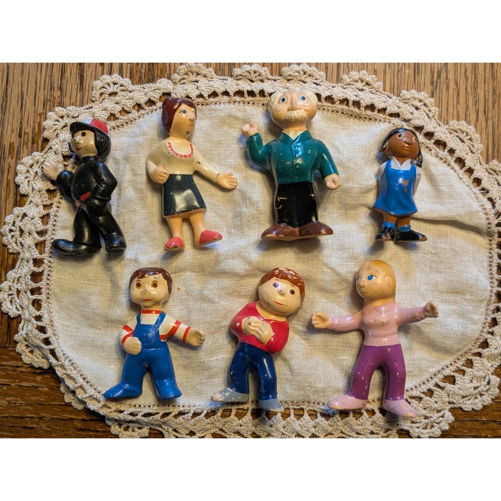Lot de 7 figurines Passe Partout vintage